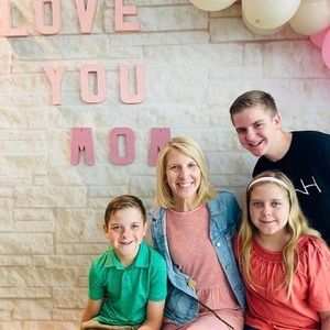 Meet your Posher, Julie